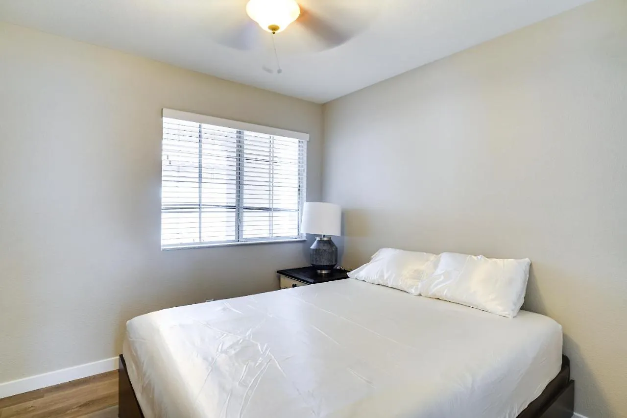 Semesterbostad Spacious Las Vegas Home Near Casinos And Nightlife!