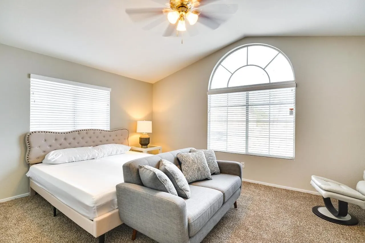 Spacious Las Vegas Home Near Casinos And Nightlife! 0*,